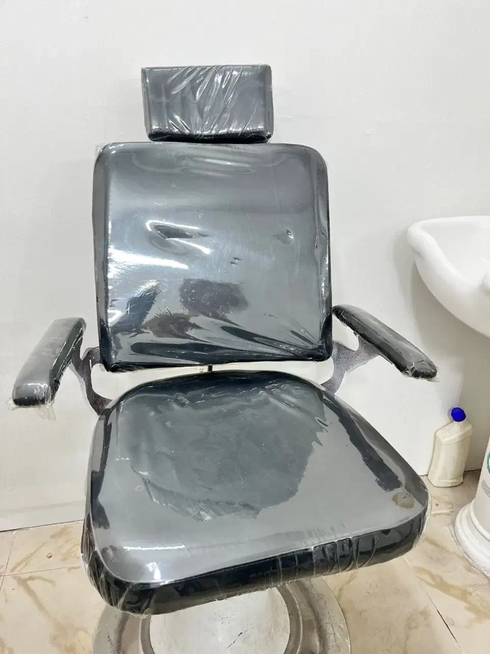 صندلی اصلاح|آرایشگاه و سالنهای زیبایی|قم, آزادگان|دیوار