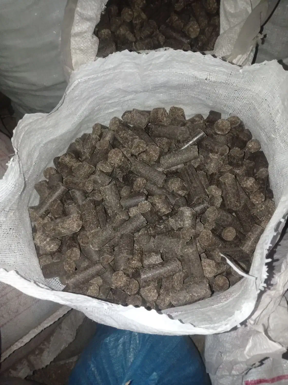 تفاله چغندر|لوازم جانبی حیوانات|اردل, |دیوار