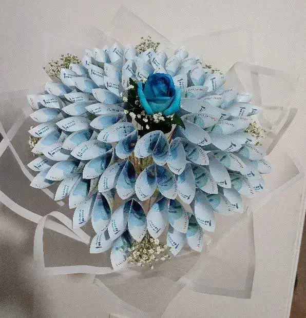 تزیین باکس پول وگل بهترین هدیه روزمادر|صنایع دستی و سایر لوازم تزئینی|پاکدشت, پاکدشت (مامازند)|دیوار