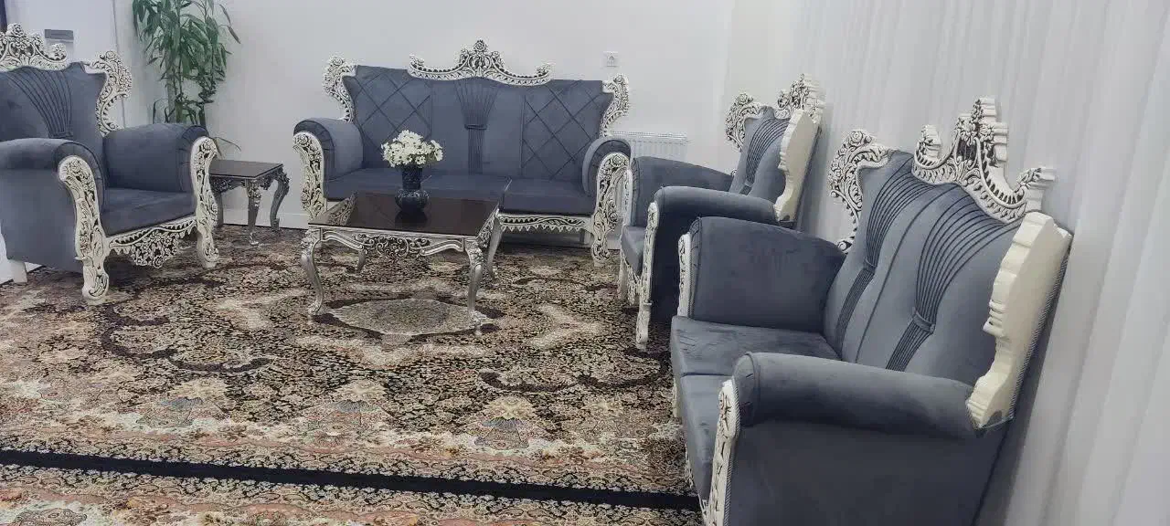 تعمیرات و رویه کوبی انواع مبل سلطنتی و راحتی|مبلمان خانگی و میز عسلی|نجف‌آباد, قدس|دیوار