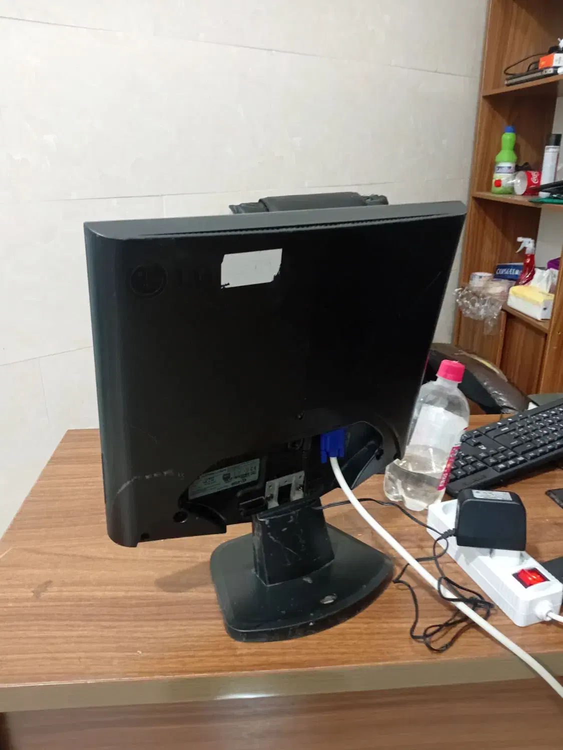 مانیتور 17 اینچ LED برند LG مناسب دوربین مداربسته|قطعات و لوازم جانبی رایانه|بابل, |دیوار