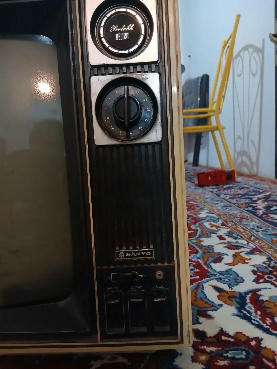 تلوزیون رنگی قدیمی سالم|کلکسیون اشیاء عتیقه|مشهد, احمدآباد|دیوار