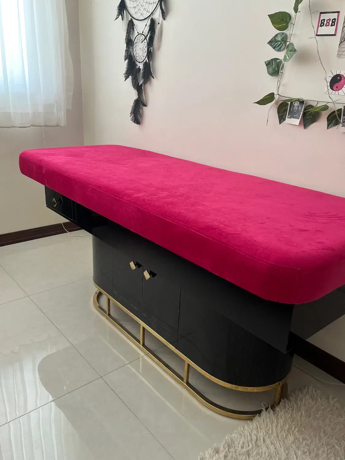 تخت مژه|آرایشگاه و سالن‌های زیبایی|کرج, عظیمیه|دیوار