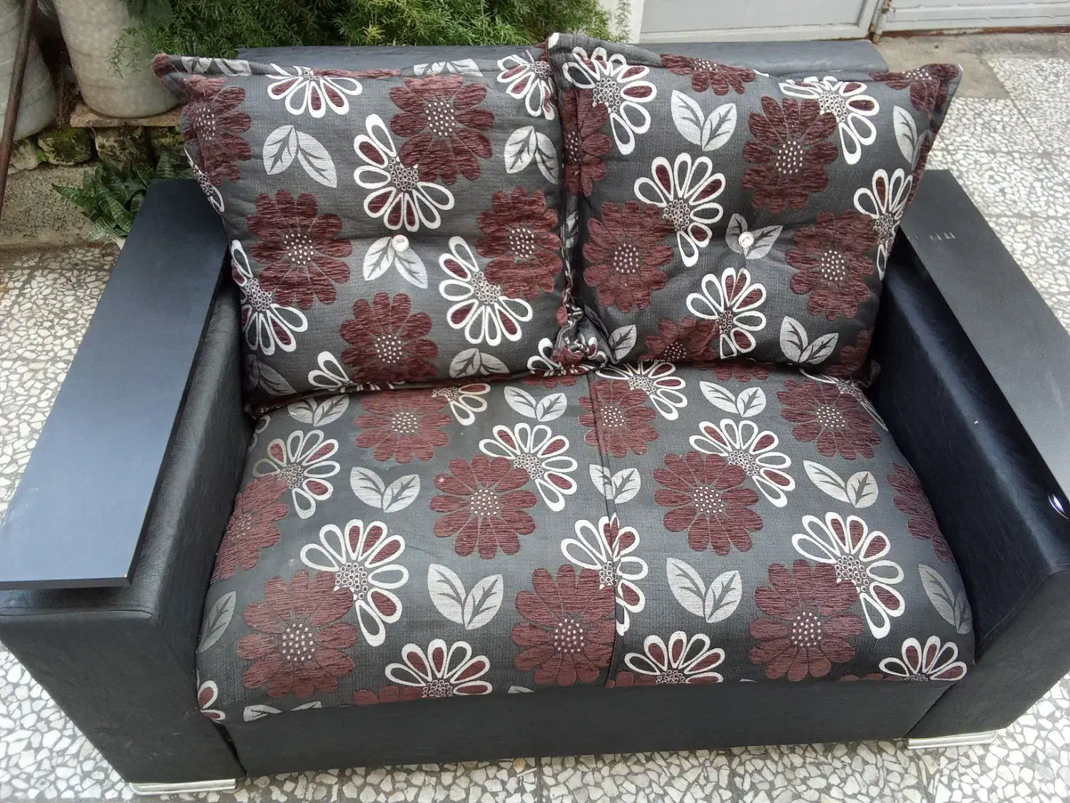 مبل راحتی|مبلمان خانگی و میز عسلی|رشت, کوی فکوری|دیوار