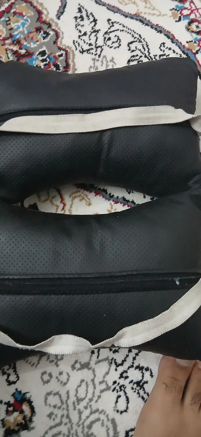 پشت گردنی صندلی ماشین|قطعات یدکی و لوازم جانبی|قم, اسمعیل آباد|دیوار