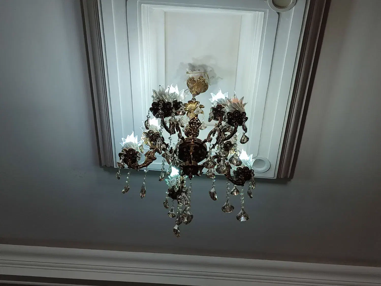 لوستر|لوستر و چراغ آویز|پرند, فاز ۴|دیوار