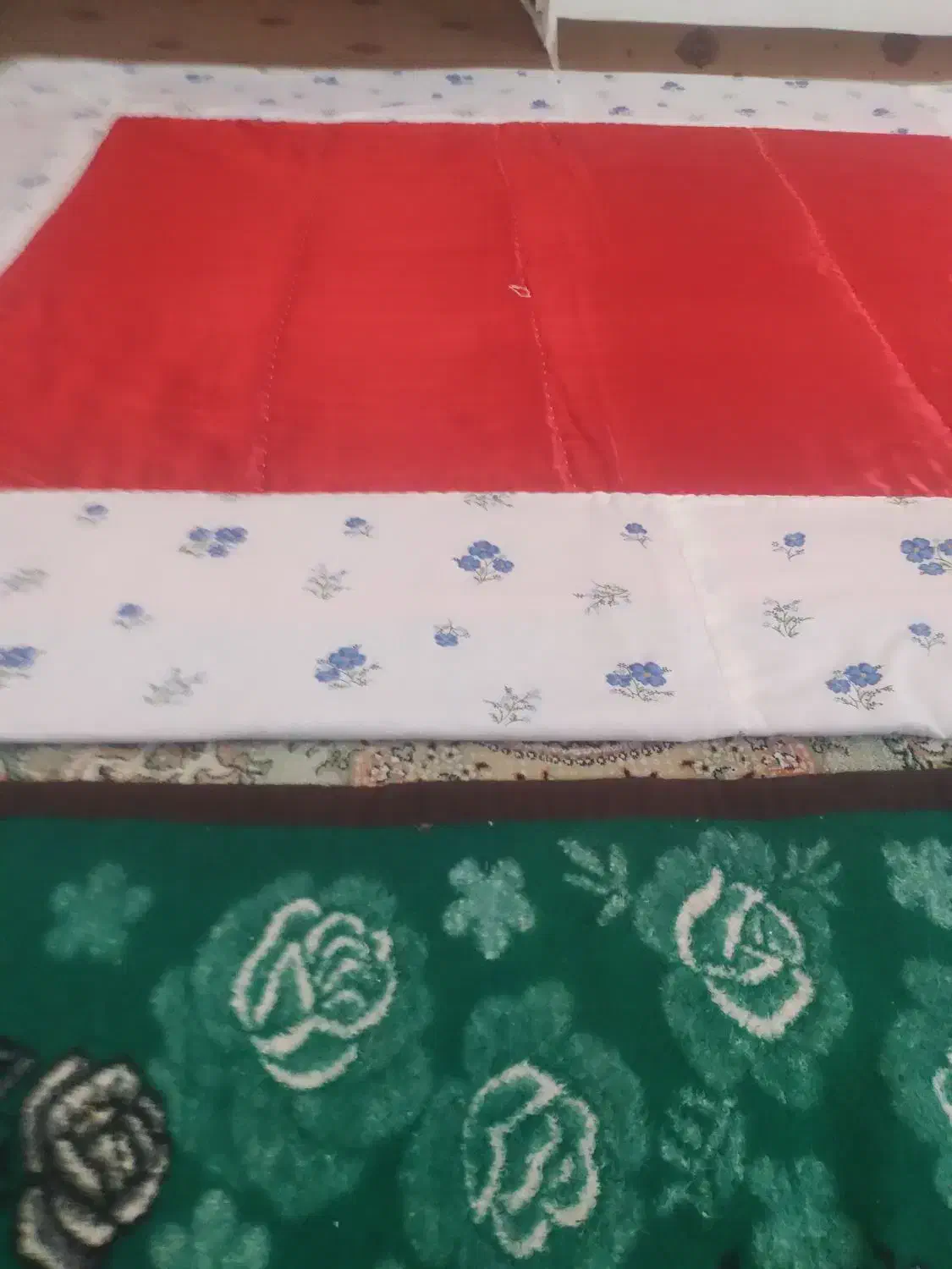 لحاف|رختخواب، بالش، پتو|ملکان, |دیوار