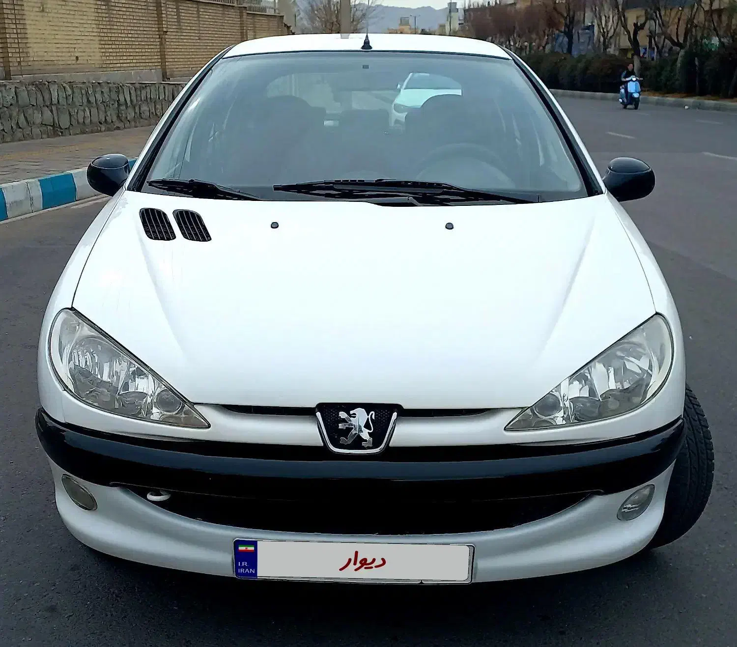 پژو۲۰۶ مدل ۸۸|خودرو سواری و وانت|تهران, افسریه شمالی|دیوار