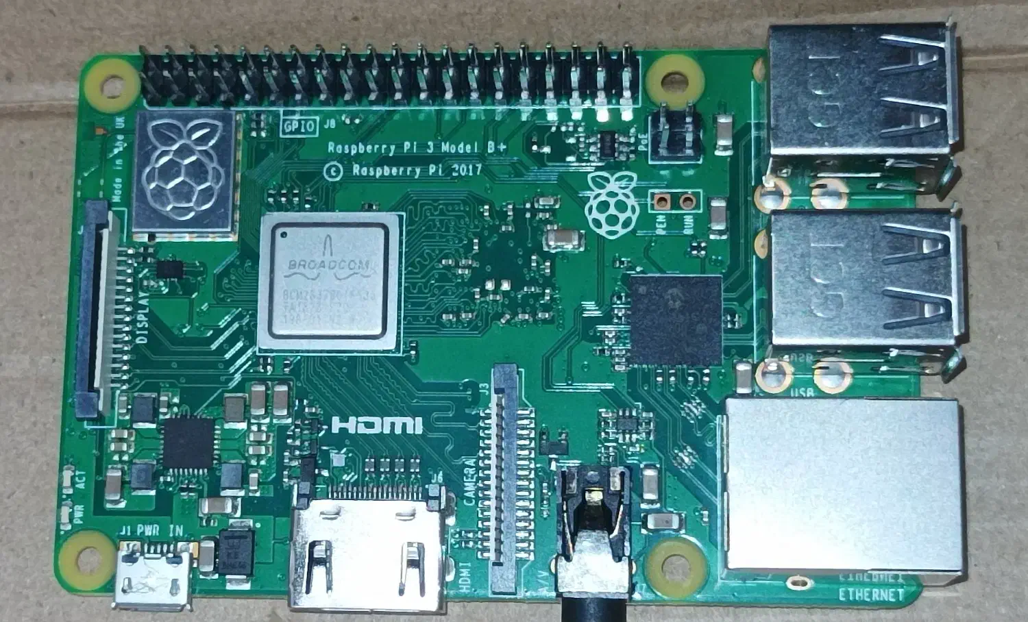برد معیوب Raspberry Pi 3 Model B+|قطعات و لوازم جانبی رایانه|تهران, عباسآباد|دیوار