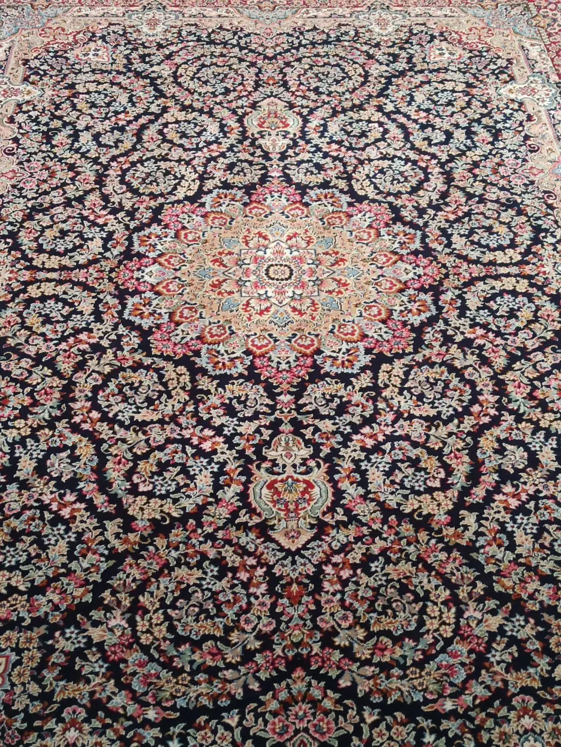 یک عدد فرش ۶متری|فرش|لاهیجان, یحی آباد|دیوار