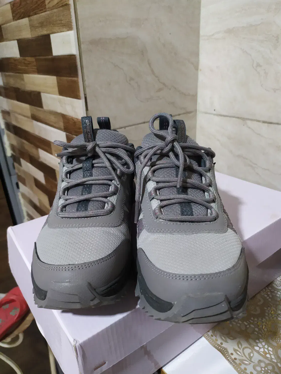 کفش اسکچرز|کیف، کفش، کمربند|اهواز, کمپلو شمالی|دیوار