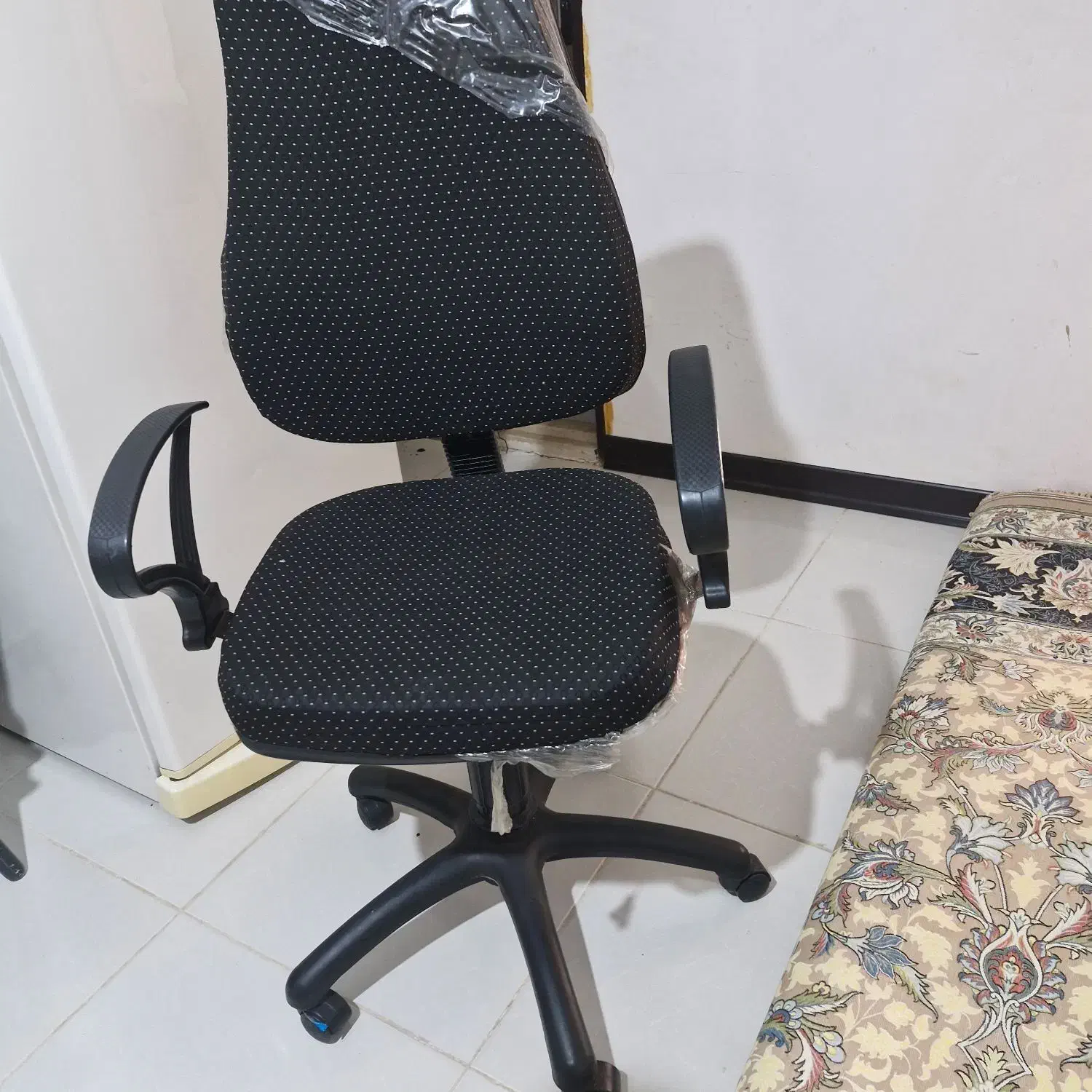 صندلی چرخ دار|صندلی و نیمکت|قم, شهرک فاطمیه|دیوار