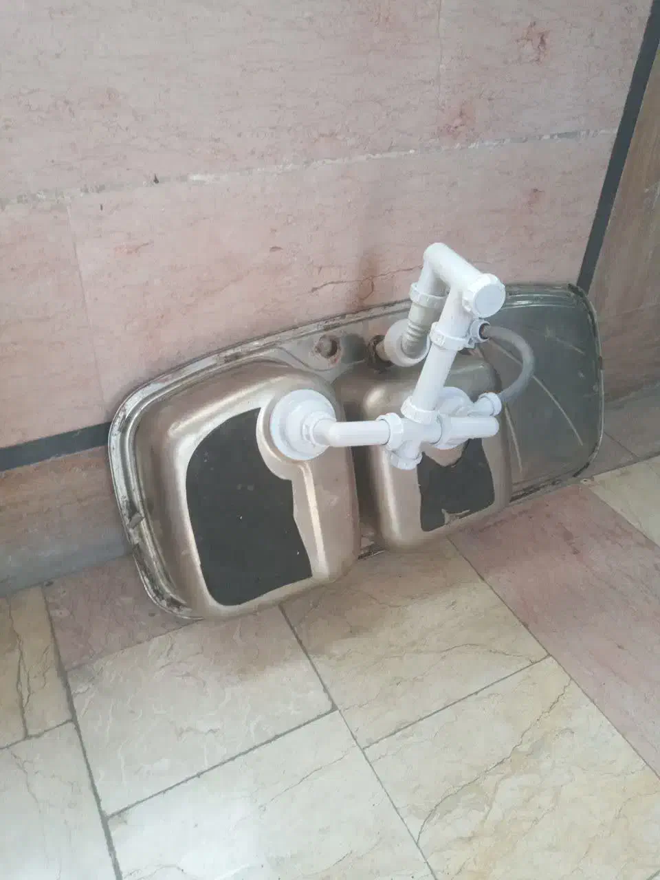 سینک توکار|آب‌چکان و نظم‌دهنده ظروف|کرج, شهرک فهمیده|دیوار