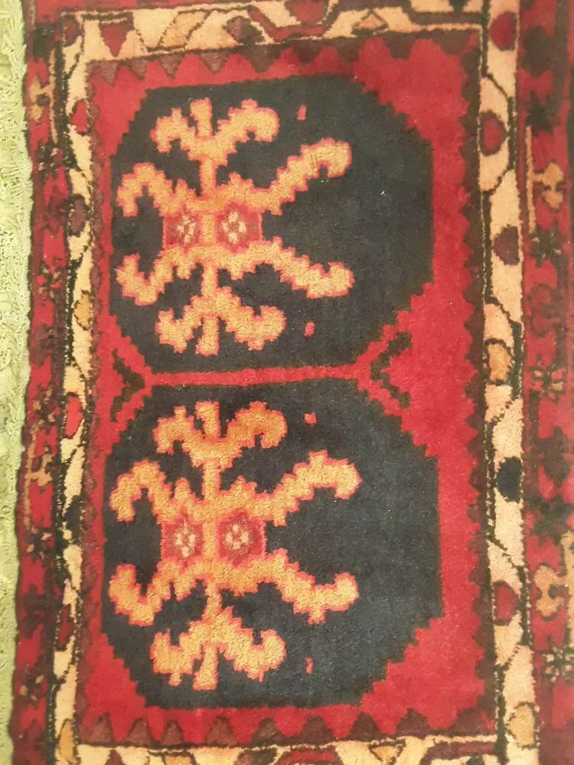 دو عدد قالیچه دستباف قدیمی|فرش|قرچک, مهدیه|دیوار