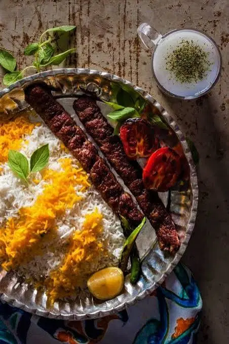 اشپز|استخدام خدمات فروشگاه و رستوران|ایرانشهر, |دیوار