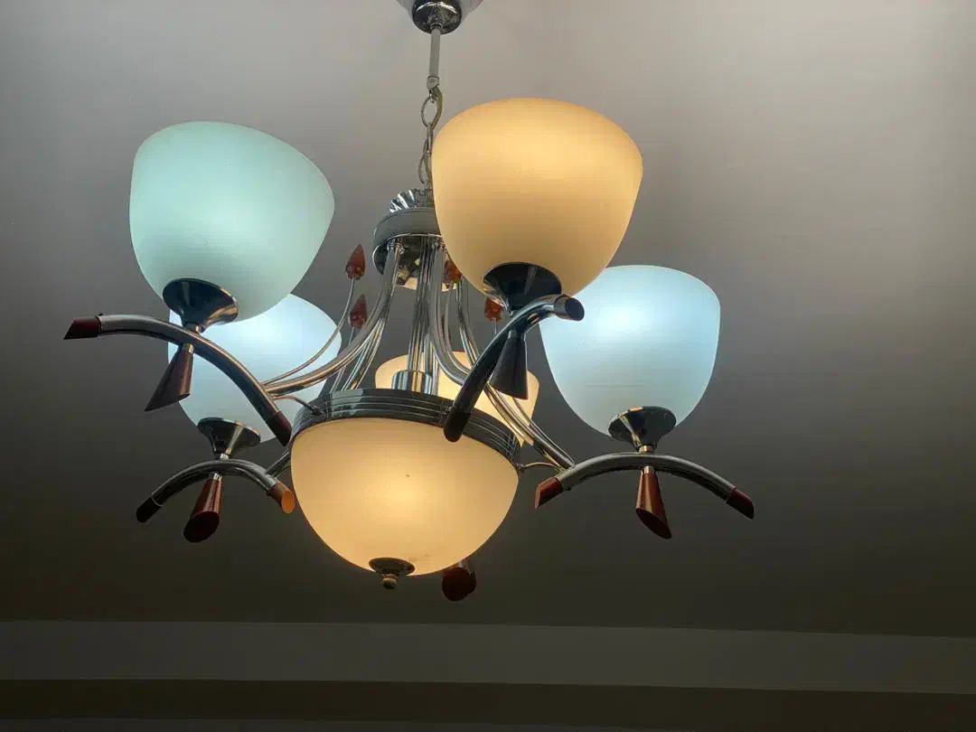 لوستر ۵ لامپی|لوستر و چراغ آویز|هشتگرد, فاز ۱ مهستان|دیوار