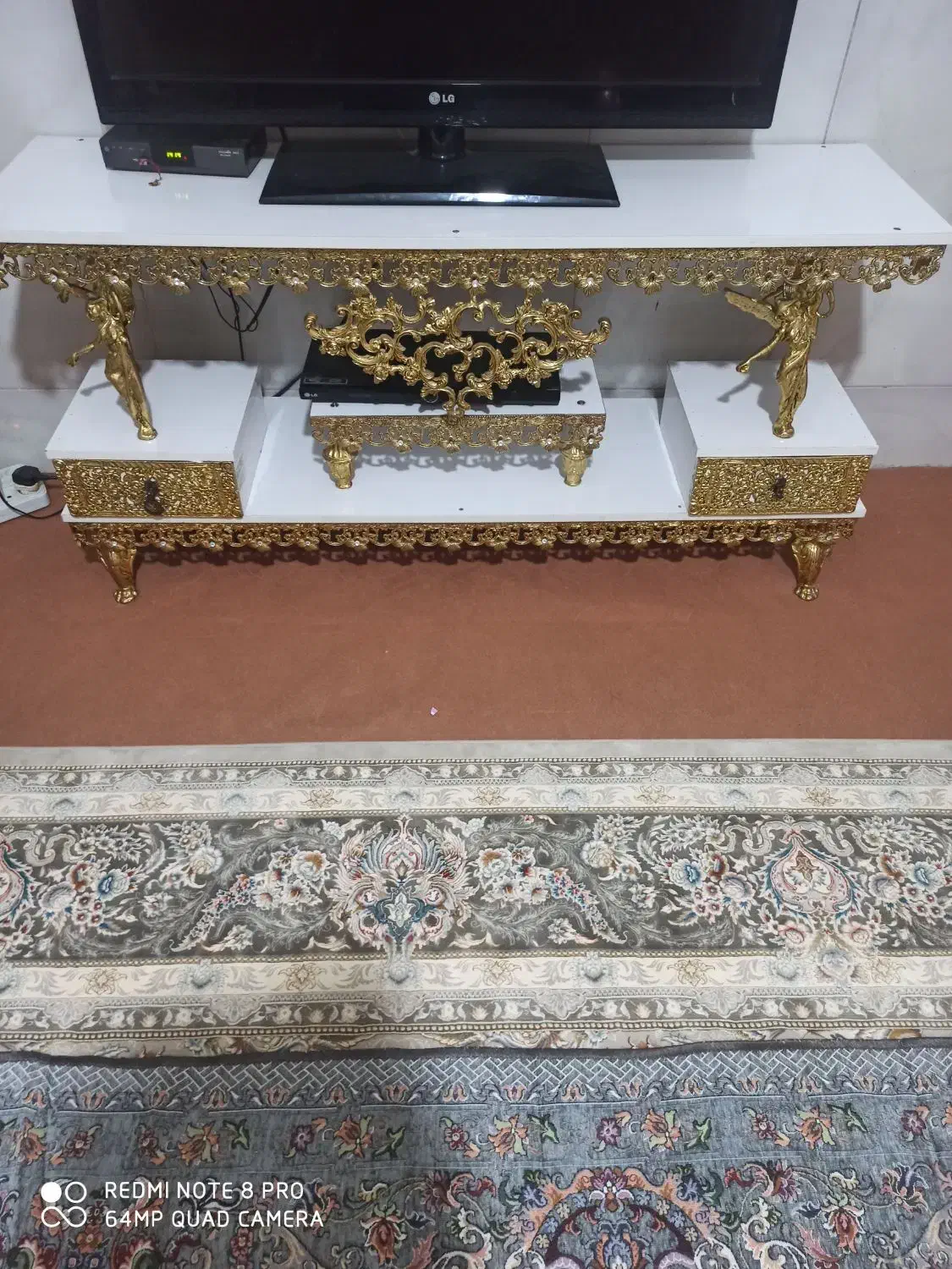 میز تلوزیون برنجی جدید|میز تلویزیون|مشهد, حضرت حجت|دیوار