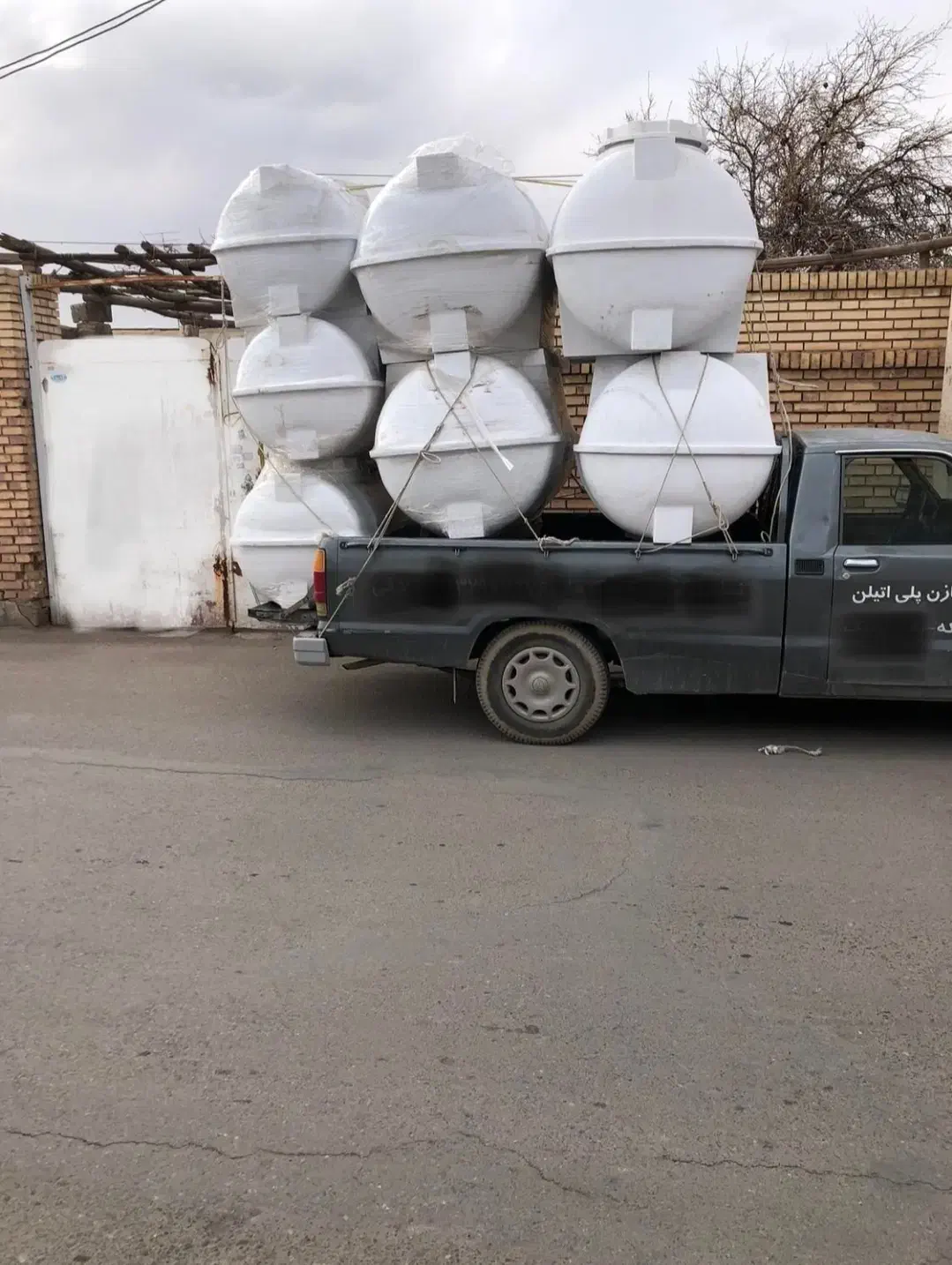 توان مخزن صنعت تانکر کشاورزی منبع سم پاشی|مصالح و تجهیزات ساختمان|کرمان, |دیوار