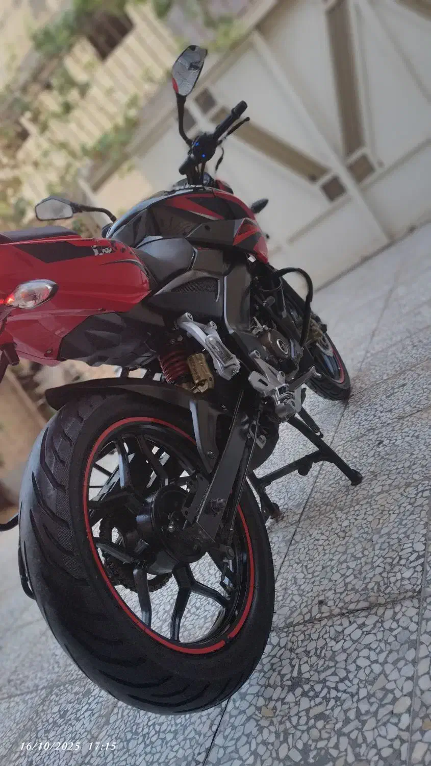 موتور سیکلت ns 150|موتورسیکلت|اصفهان, خانه اصفهان|دیوار