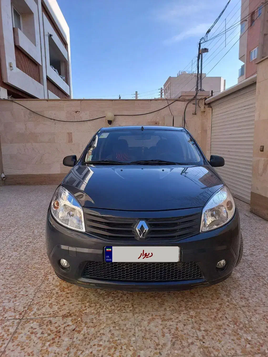 رنو ساندرو دنده ای مدل ۹۸ خانگی|خودرو سواری و وانت|اصفهان, میرعماد|دیوار