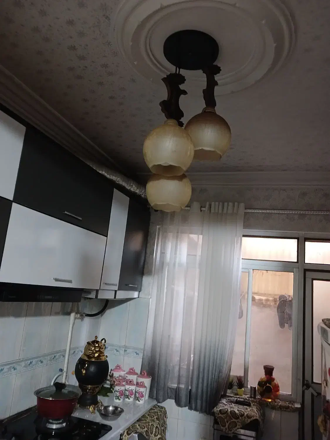 لوستر|لوستر و چراغ آویز|رشت, حمیدیان|دیوار