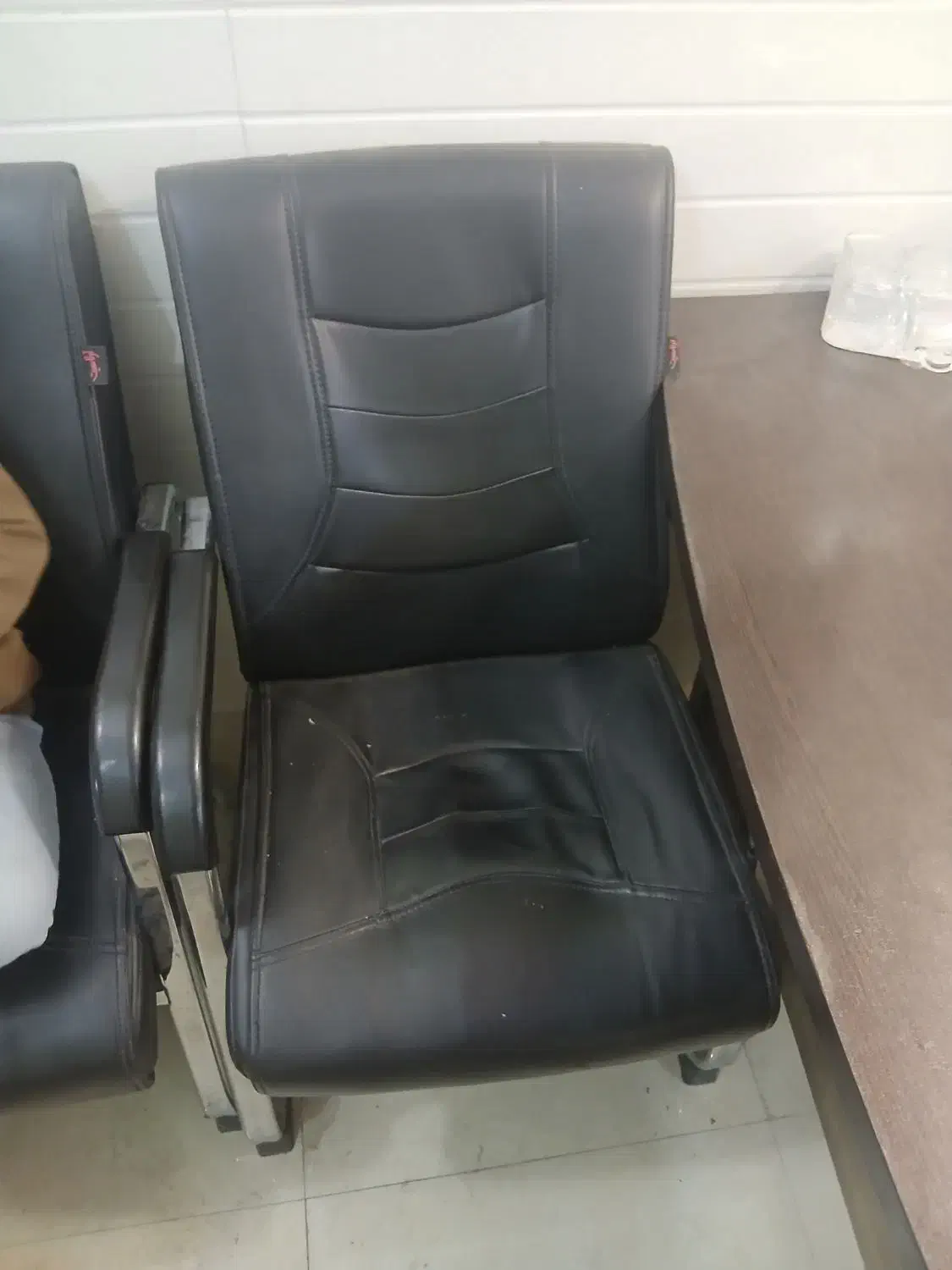 8عددصندلی یک عدد هم صندلی جک دار|دفتر کار|قرچک, زیبا شهر|دیوار