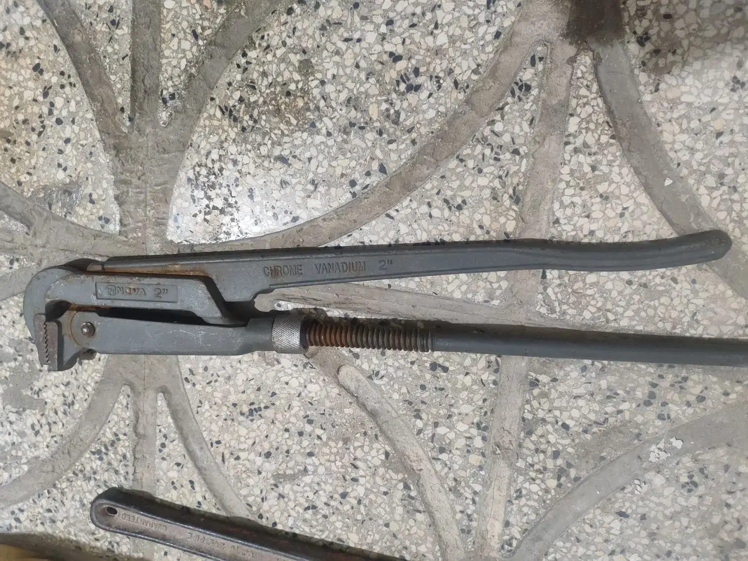 دو عدد آچار شلاقی سالم سالم|ابزارآلات|قرچک, مهدیه|دیوار