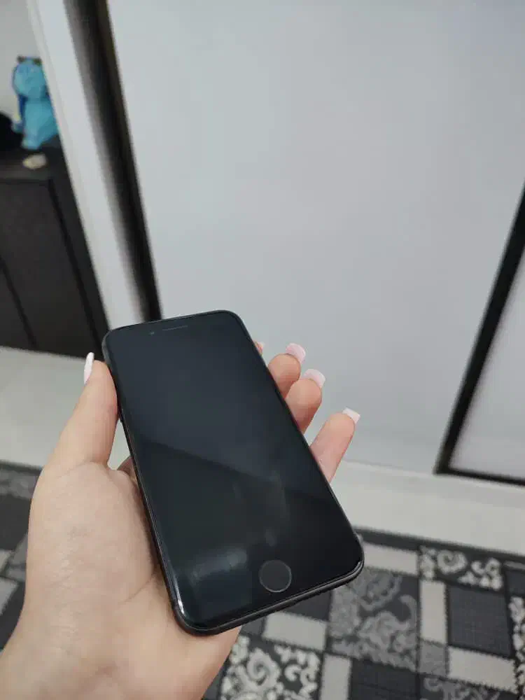 ایفون۸|موبایل|چالوس, |دیوار