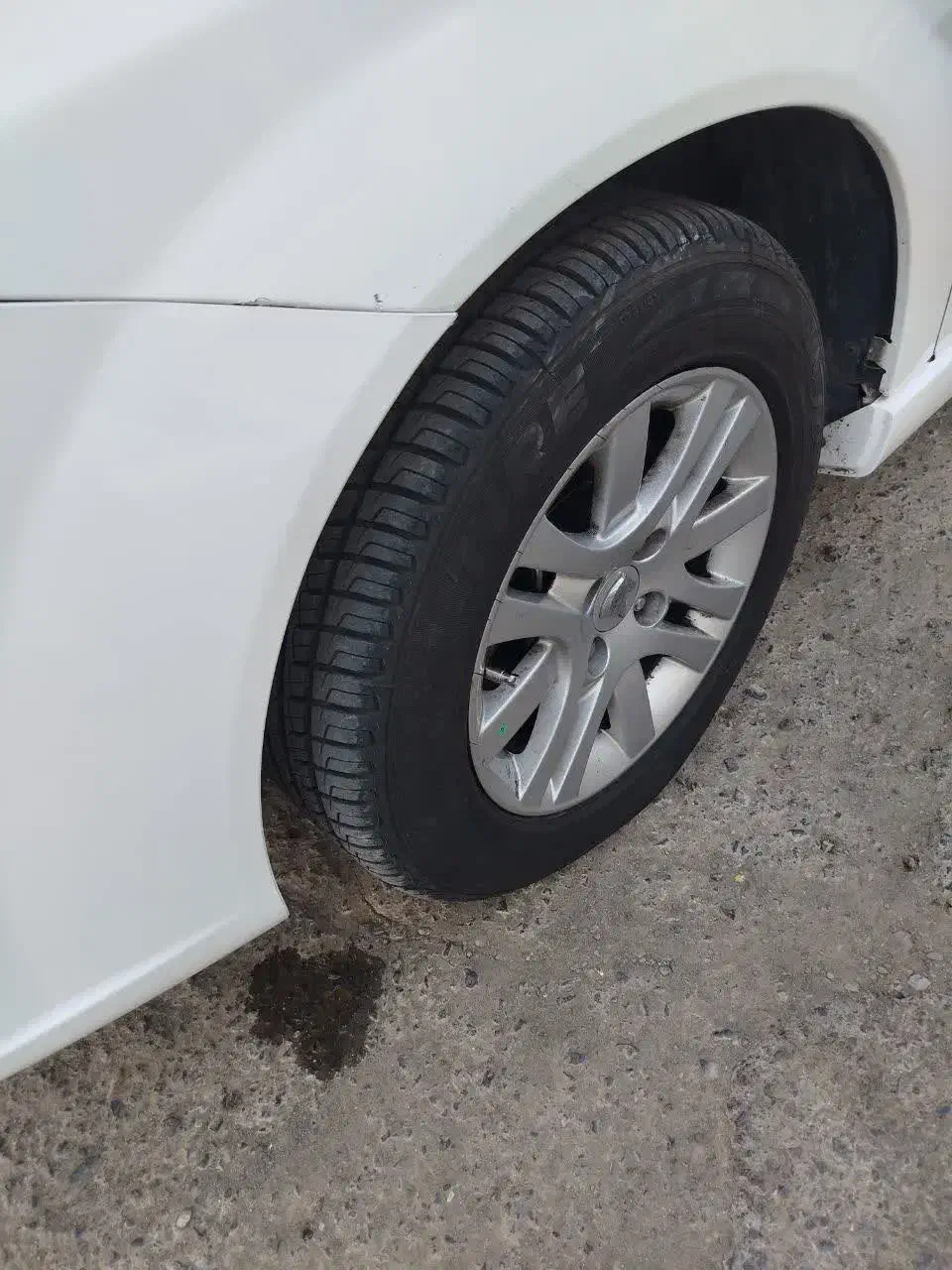 دنا پلاس مدل 1400|خودرو سواری و وانت|کاشمر, |دیوار