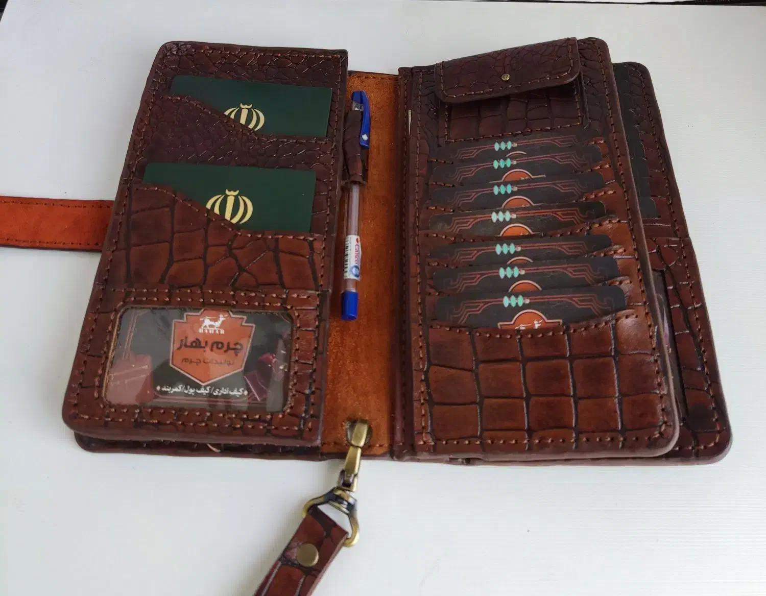 کیف مدارک زنانه گم شده|اشیا|بندرعباس, |دیوار