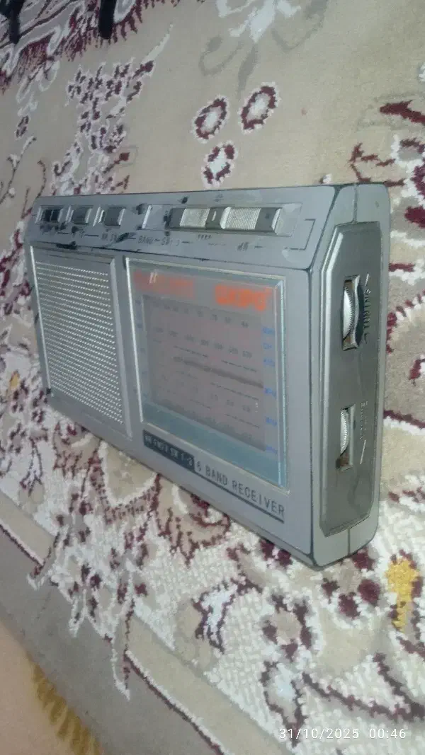 فروش فوری رادیو ۶موج|کلکسیون اشیاء عتیقه|کاشمر, |دیوار