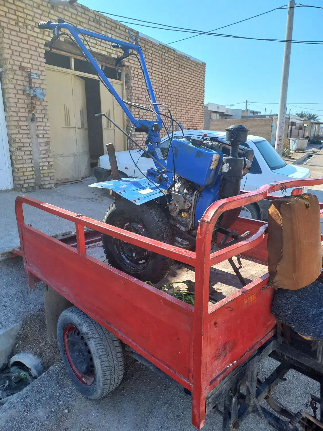 شخم زدن زمین با دستگاه تیلر و امور باغبانی|خدمات باغبانی و درختکاری|آبادان, |دیوار