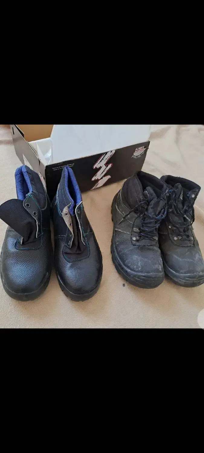 کفش چمن ومجلسی|کیف، کفش، کمربند|تربت جام, تیپ ۳۸ زرهی تربت جام|دیوار