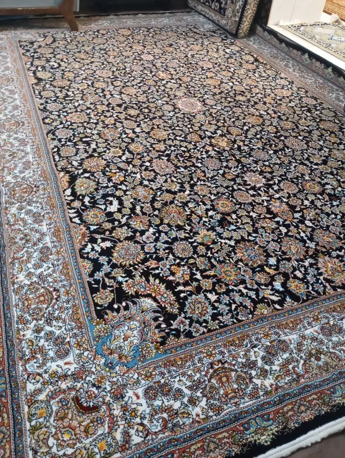 دوعدد فرش|فرش|قدس, شهرقدس|دیوار