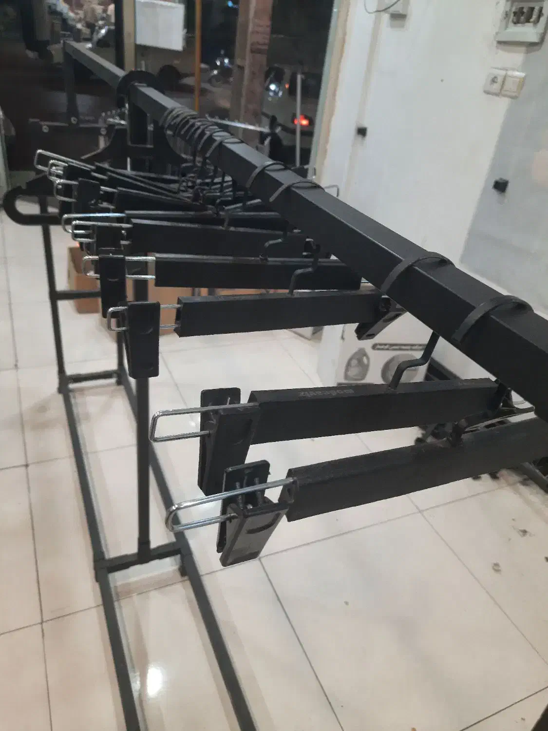 اتاق پرو و قفسه و رگال و مانکن و دزد گیر و تگ...|فروشگاه و مغازه|قم, چهل درخت|دیوار