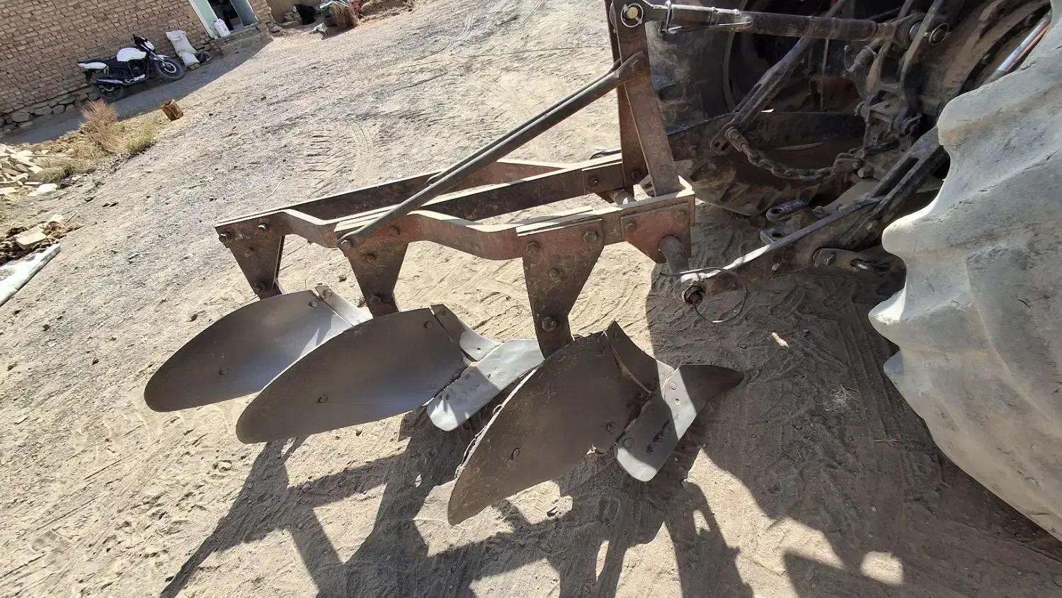 گاواهن 14 قدیمی درجه یک|قطعات یدکی و لوازم جانبی|جوین, |دیوار