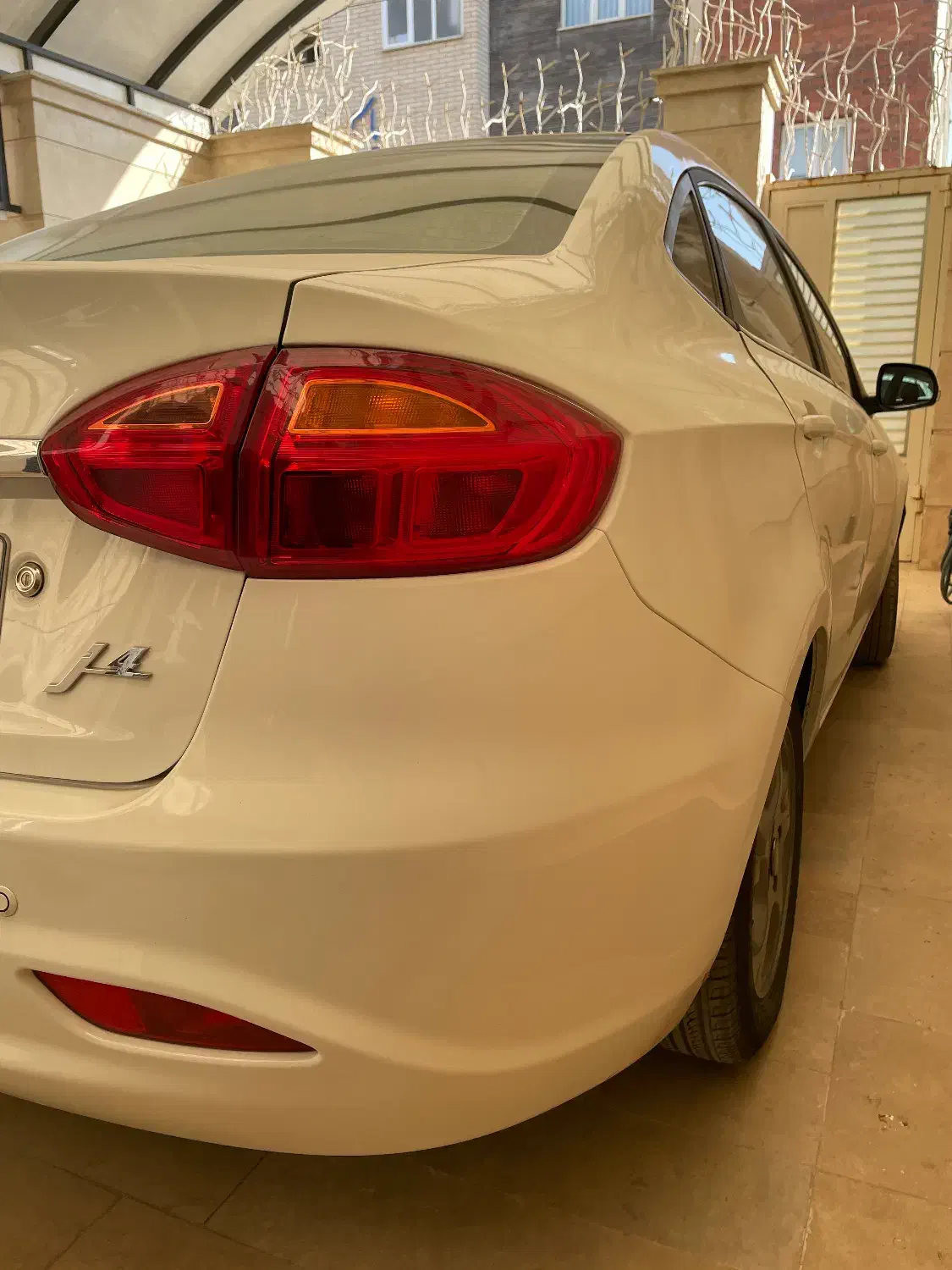 جک جی ۴ زرورقی|خودرو سواری و وانت|کاشان, فاز ۲ ناجی آباد|دیوار