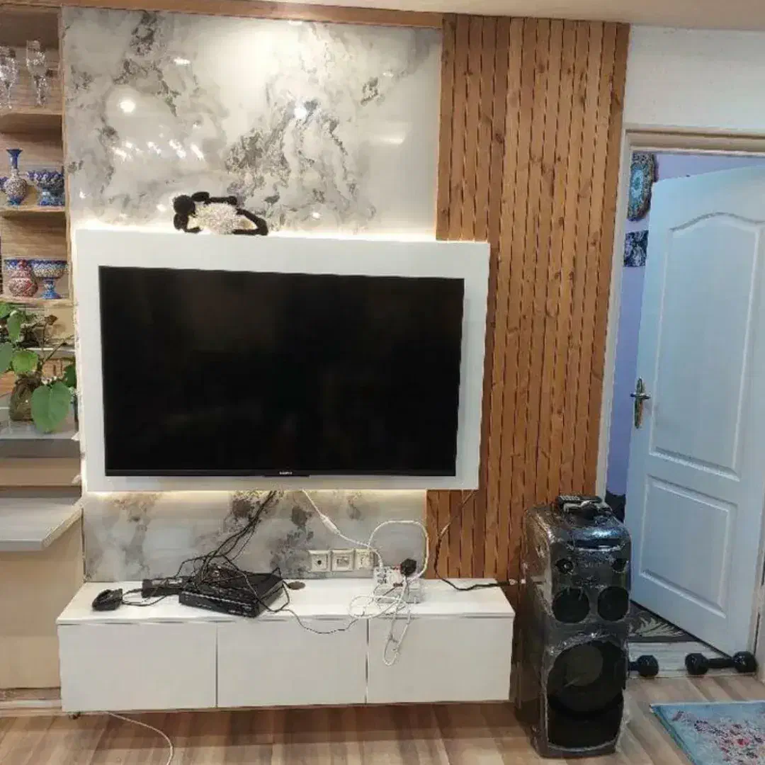 پشت تلویز در مدلهای روز با چک ۲ ماه|میز تلویزیون|پارسآباد, |دیوار