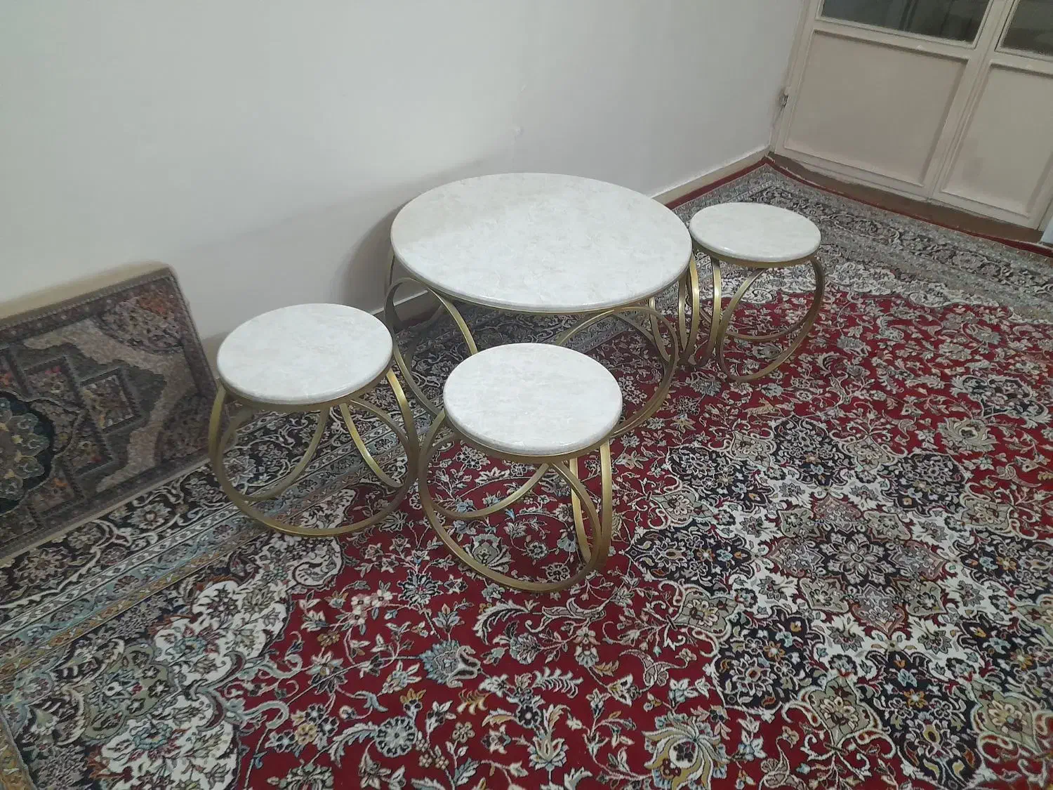 جلو مبلی و عسلی|مبلمان خانگی و میز عسلی|ری, اقدسیه|دیوار