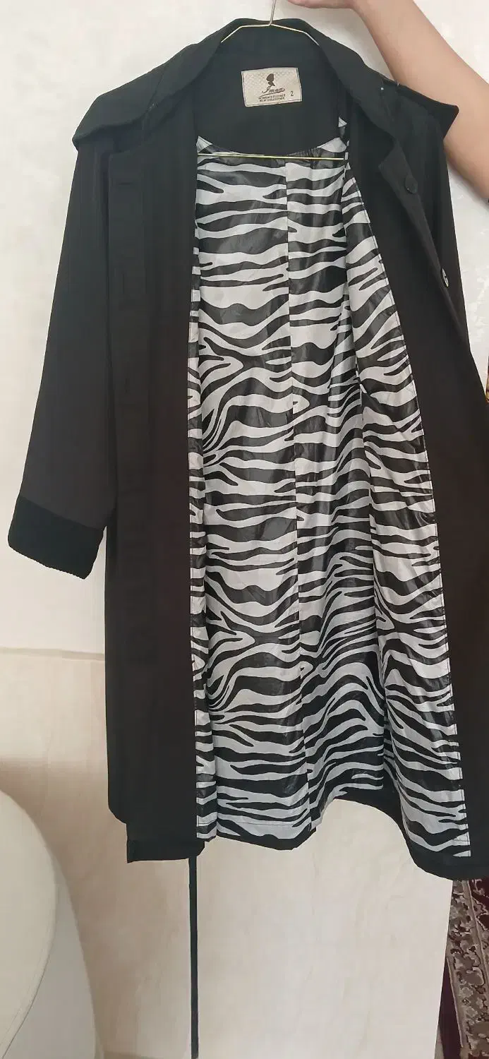 کاپشن|لباس|چناران, |دیوار