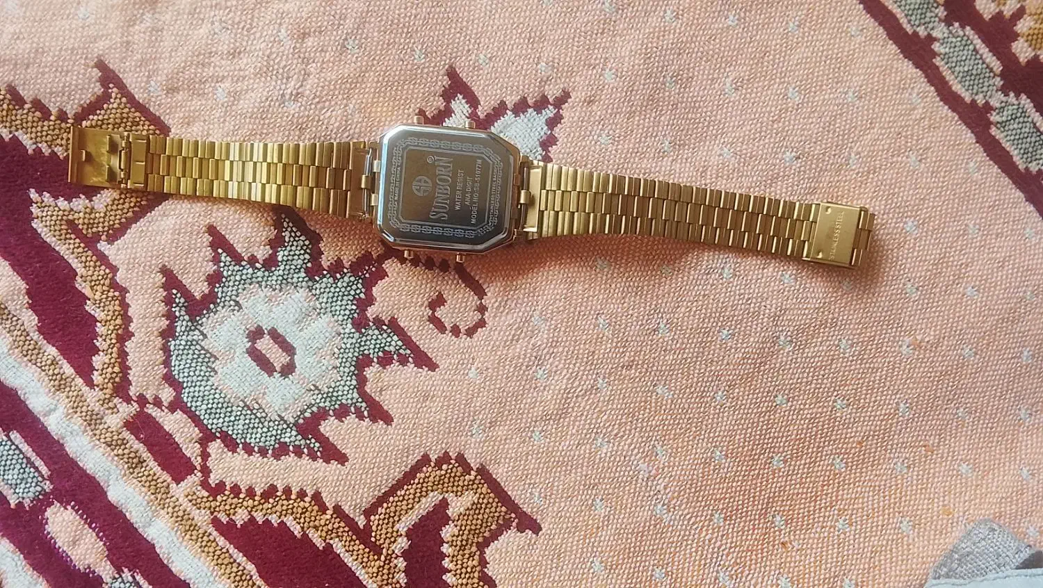 ساعت ب|ساعت|کوهدشت, |دیوار