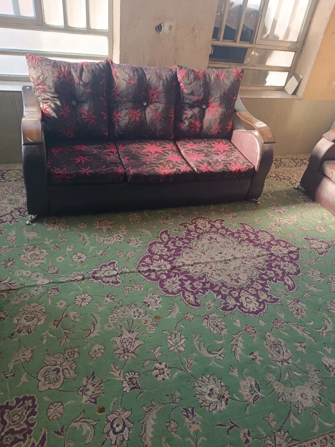 مبل ۷نفره|مبلمان خانگی و میز عسلی|جهرم, |دیوار