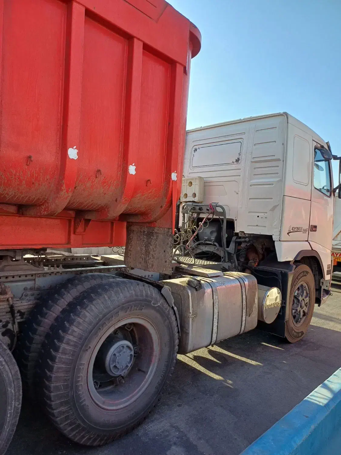 اف اچ ۴۲۰ مدل ۸۳|خودرو سنگین|باوی, |دیوار