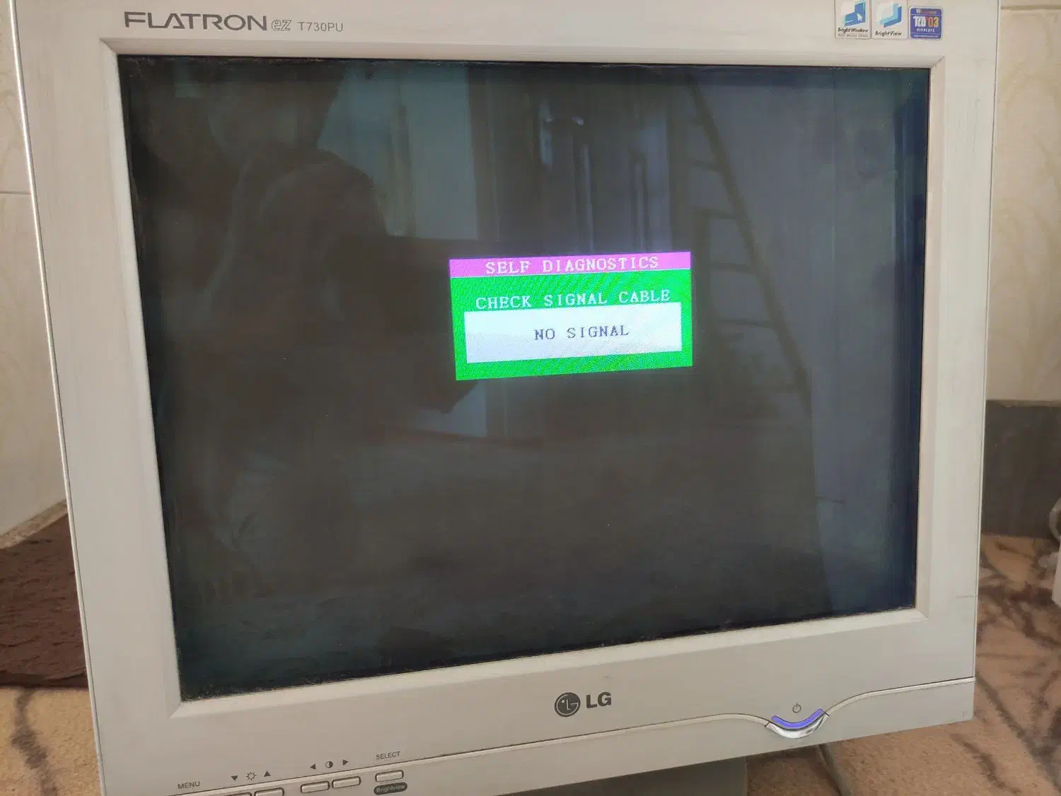 مانیتور الجی|قطعات و لوازم جانبی رایانه|اصفهان, لیمجیر|دیوار