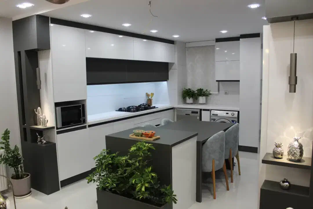 123 متر 2 خواب /ستارخان/ملکی/تخلیه|فروش آپارتمان|شیراز, ستارخان|دیوار