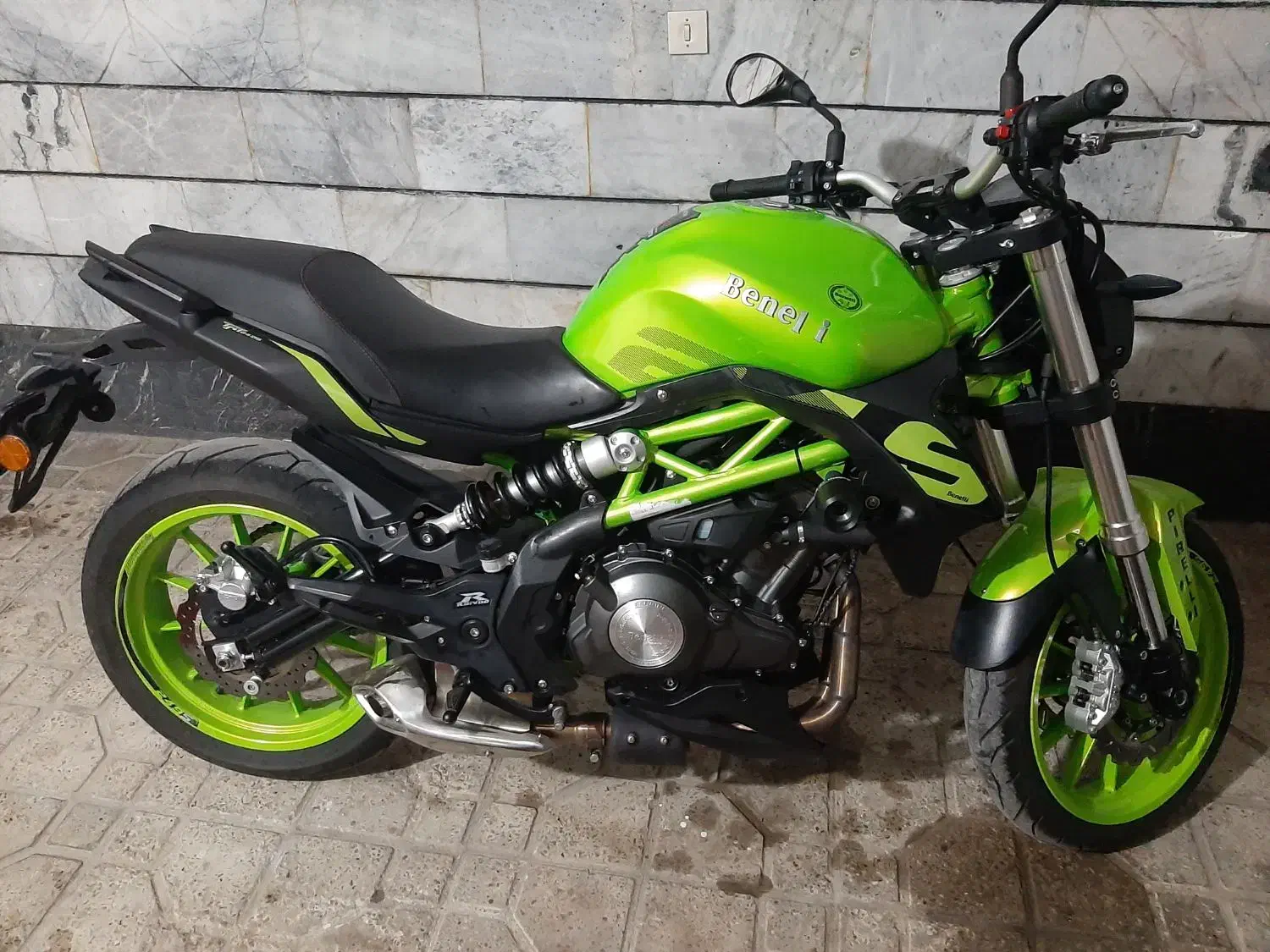 بنلی 300 جفت سیلندر مدل 402|موتورسیکلت|کرج, شهرک یاس جنوبی|دیوار