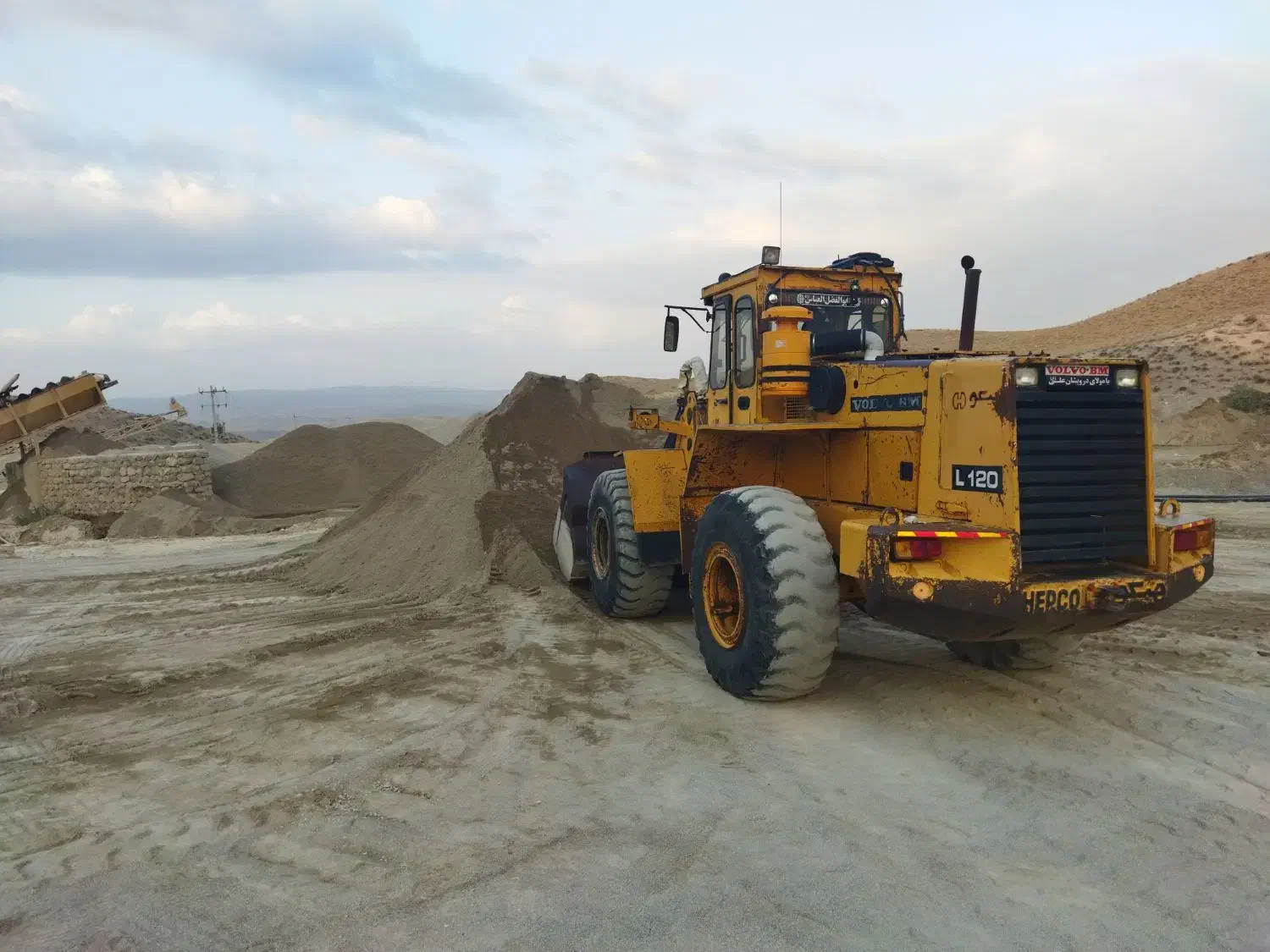 لودرولوو. L120|خودرو سنگین|بجنورد, |دیوار