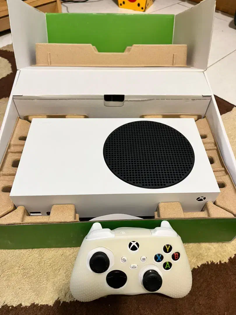 Xbox series s|کنسول، بازی ویدئویی و آنلاین|تهران, پونک|دیوار