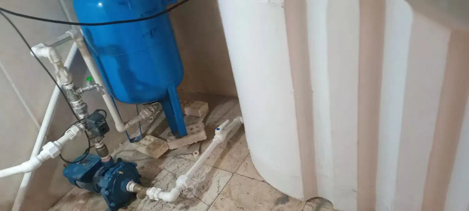 نصب پمپ اب خانگی و منبع بصورت اصولی|خدمات پیشه و مهارت|تهران, تختی|دیوار