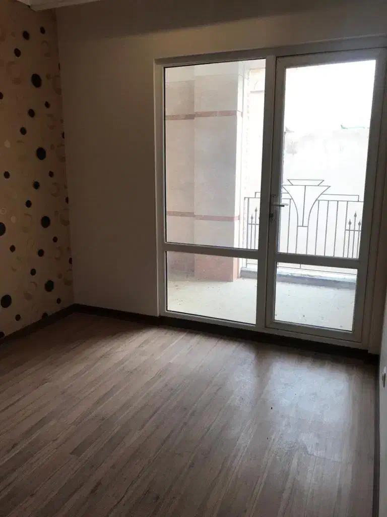 ۲۰۵ متر / فول/ ۳ خواب / ۳ پارکینگ/ کوی لاله